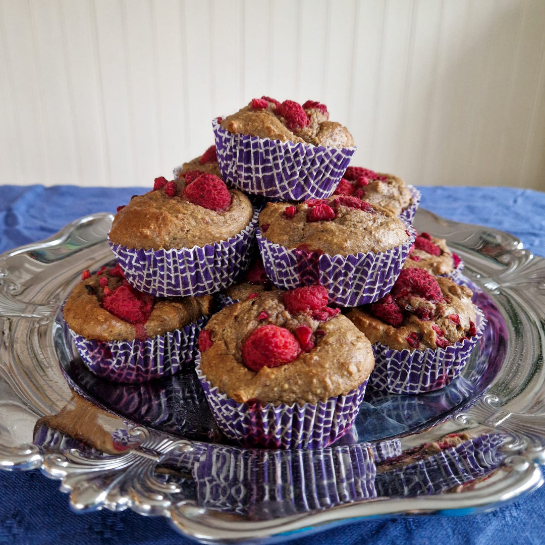 Saftiga hallonmuffins – sockerfria recept från Bodily Kost.